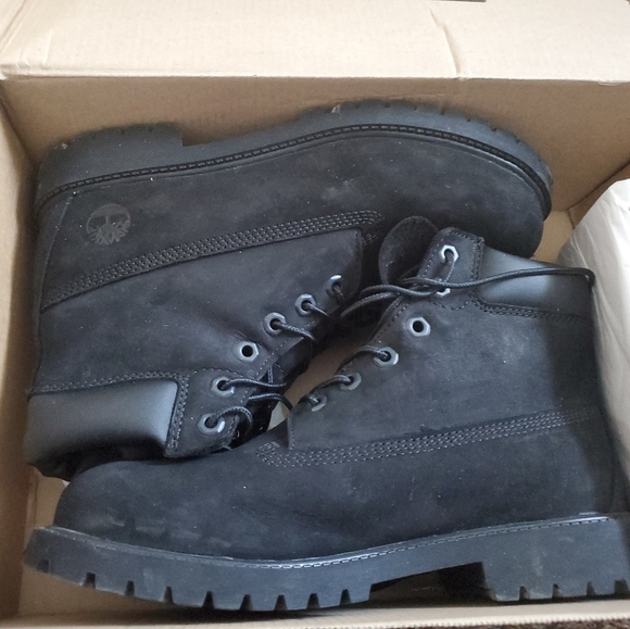 Timberland boots, size 7 - Picture 2 of 2